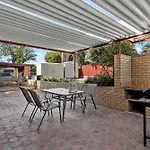 Holiday home Luxury Living 2b2b In Southern Parking