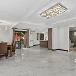 Holiday home Luxury Living 2b2b In Southern Parking Brisbane