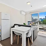 1-Bedroom Haven In The Heart Of South Brisbane