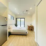 Guest house Independent With Onsuite And Small Kitchen 3*