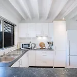 Clarence Corner - Contemporary Meets Cottage Style