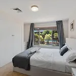 Holiday home Charming 4br House With Parking Near Sunnybank Brisbane
