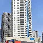 1bed 1bath With Story Bridge And River Views, Parking, And Private Balcony M7 Brisbane