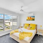 Serenity Stay In Richlands