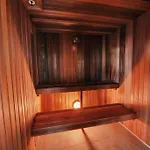 One Bedroom Apartment In Bowen Hills