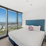 Brisbane Skytower By Cllix