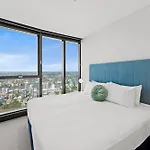 Brisbane Skytower By Cllix