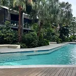 Modern 5-guest Pool Retreat For Family & Business *