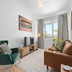 New Farm Nest- 2bed 1bath Balcony Apartment Brisbane