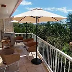 Comfortable 2B Apartment Close To Cbd & Transport