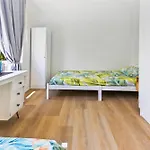 Charming 2-Bed Near River & City Of Brisbane