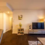 Apartment Cbd 3b2b Near Everything With Parking And Balcony Brisbane