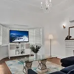 Holiday home Ashgrove *