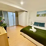 Prime 1Br Near Transport And Retail