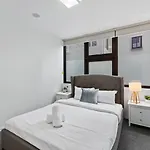 2Br Apartment In Prime Location