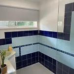 Holiday home 3br Comfy Home, Gym & Garden In The Gap