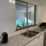 Holiday home 3br Comfy Home, Gym & Garden In The Gap