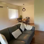 3Br Comfy Home, Gym & Garden In The Gap