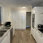 3br Comfy Home, Gym & Garden In