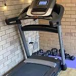 3br Comfy Home, Gym & Garden In