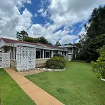 3Br Comfy Home, Gym & Garden In The Gap