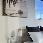 Apartment Modern Meets The Gabba Brisbane