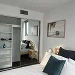 Apartment Modern Meets The Gabba