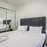 Apartment Modern 2 Bedroom With Parking South *