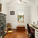 Central Location Cozy Bedroom 1