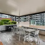 2br-2ba Resort-style Retreat In Hamilton M21 *