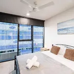 2br-2ba Resort-style Retreat In Hamilton M21 * Brisbane