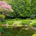 Stunning 2Br City Lights View Near Parks And Riverside