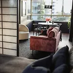 Riverside On Moray Apartment