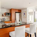 South Bank Retreat Apartment