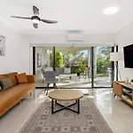 Apartment Garden 2bed X 2bath, Parking