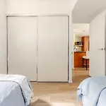 Apartment Artist Retreat With Huge Entertaining Balcony Brisbane