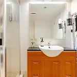 Artist Retreat With Huge Entertaining Balcony * Brisbane