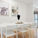 Wynnum Oasis Retreat