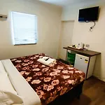 Cliffinn Kangaroo Point Hotel