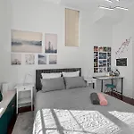 Apartment High Ceiling 1 Bedroom In The *
