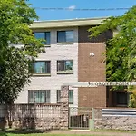 Leafy City Retreat Indooroopilly