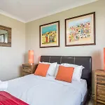 Tranquil Arches Indooroopilly Brisbane