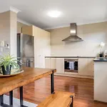 Tranquil Arches Indooroopilly *