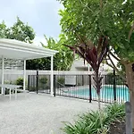 Wynnum Oasis Retreat