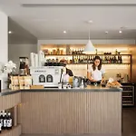 Sinclair Apartments - Free Secure Parking