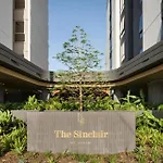 Sinclair Apartments - Free Secure Parking