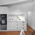 The Corner Shop - New Farm Apartment