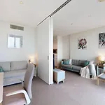 Oasis Retreat On Level 71 In Skytower