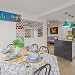 Spacious 4br Near Sunnybank With Modern Amenities Apartment *