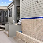 Spacious 4br Near Sunnybank With Modern Amenities